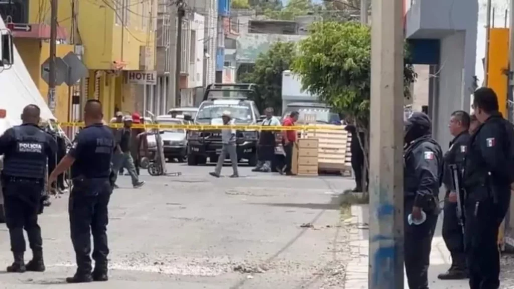 Comerciante del mercado de Tehuacán apuñaló a dos asaltantes