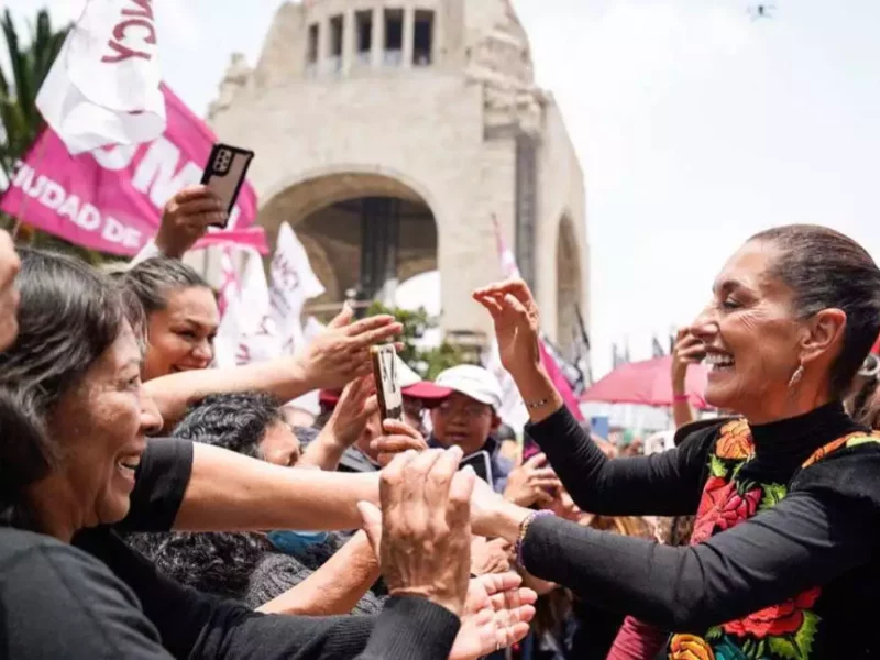 “Es mujer y es transformación”: Claudia Sheinbaum al cerrar gira en Monumento a la Revolución
