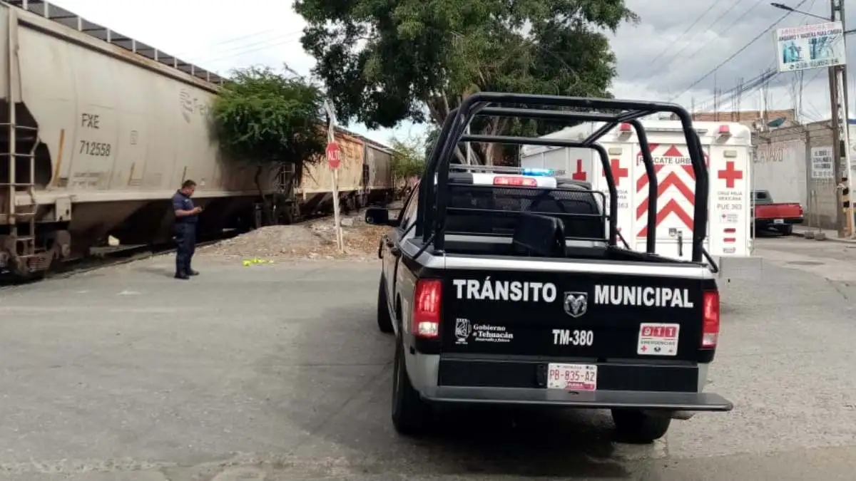 Muere estudiante tras ser atropellada por un tren en Tehuacán