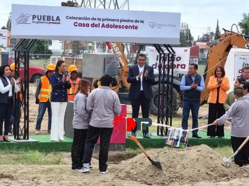 Sergio Salomón y Gaby Bonilla inician Casa del Adolescente en Cuautlancingo con 28.7 MDP