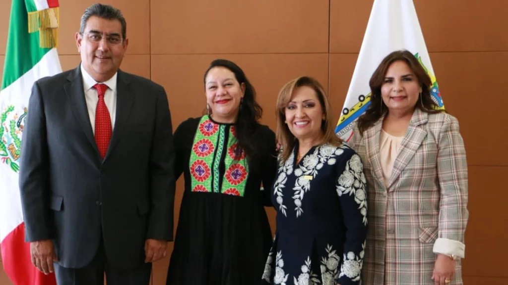 Saneamiento del Atoyac: Sergio Salomón, María Luisa Albores y Lorena Cuéllar firman convenio