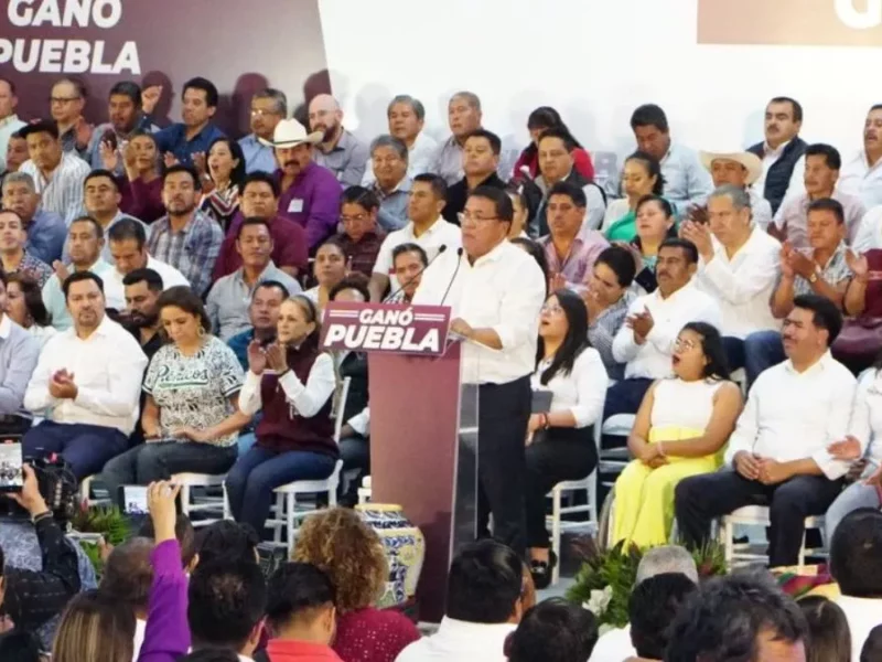 A unidad llama Julio a los Mier y a otras corcholatas en Puebla