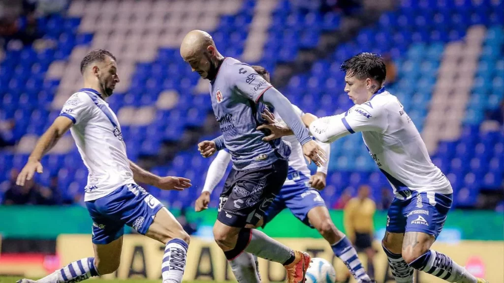 Club Puebla perdería puntos contra Tijuana por alineación indebida