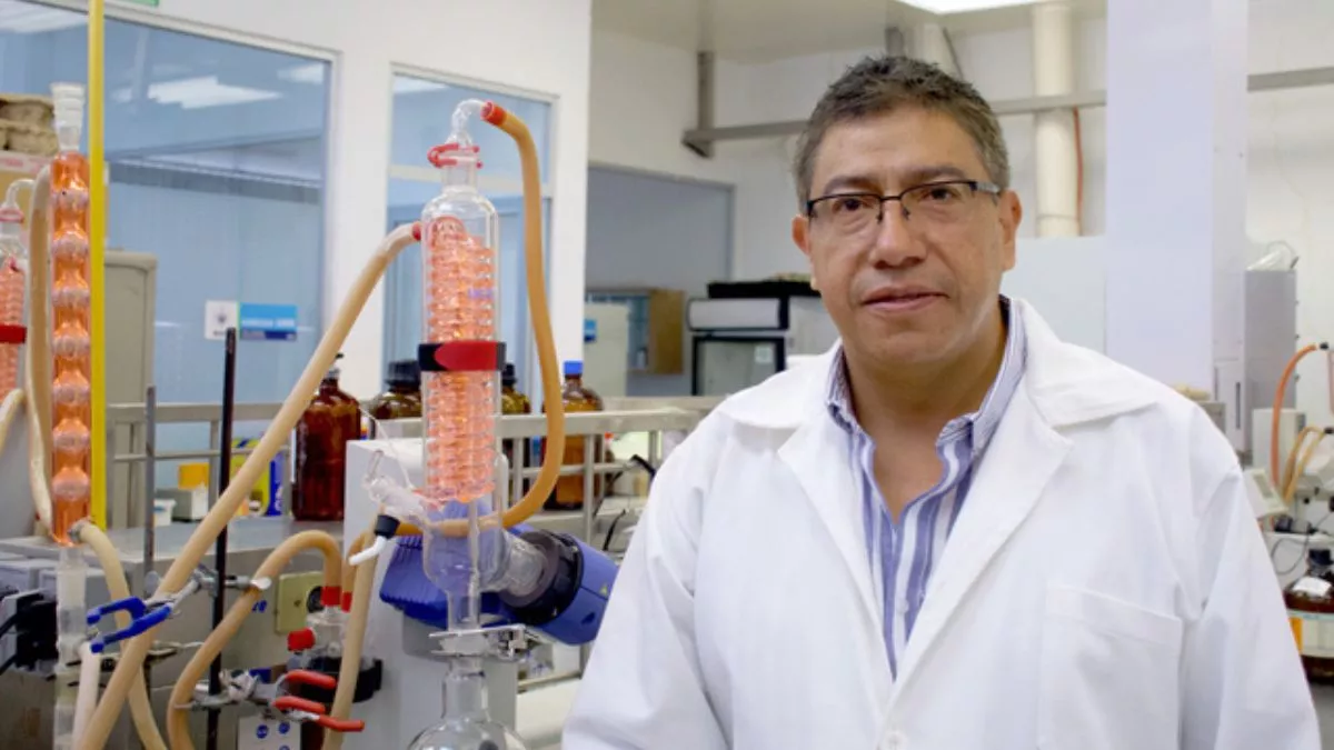 Investigador BUAP sintetiza compuestos químicos farmacológicos