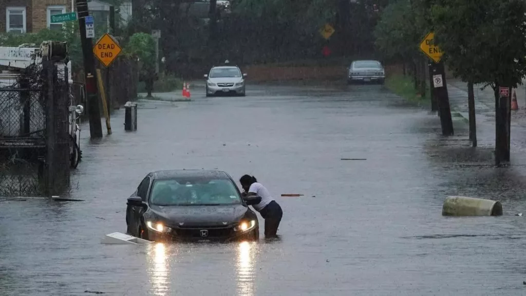 Emergencia en Nueva York: inundaciones generan caos