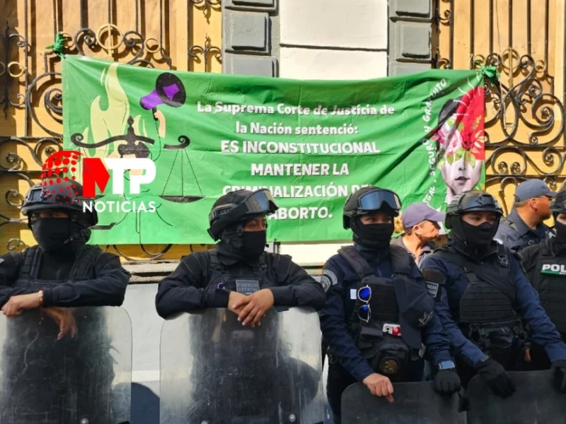 Policía resguarda sede del Poder Legislativo de Puebla