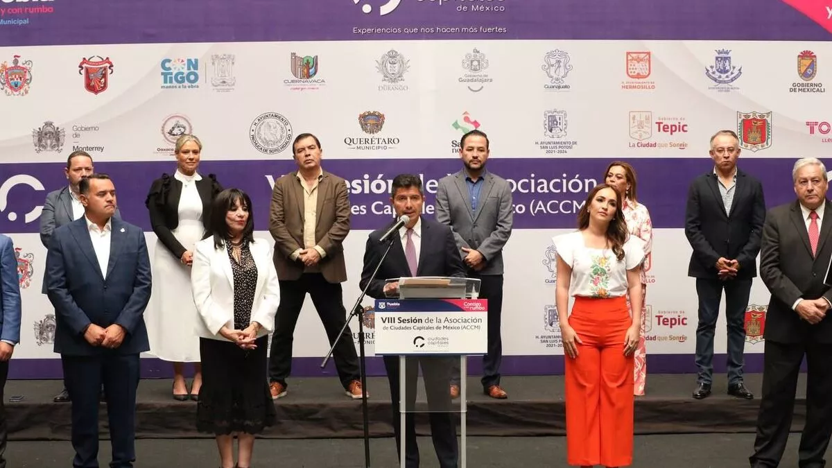 Reunión de alcaldes de ciudades capitales en Puebla eligen a Alicia Bustamante como nueva presidenta
