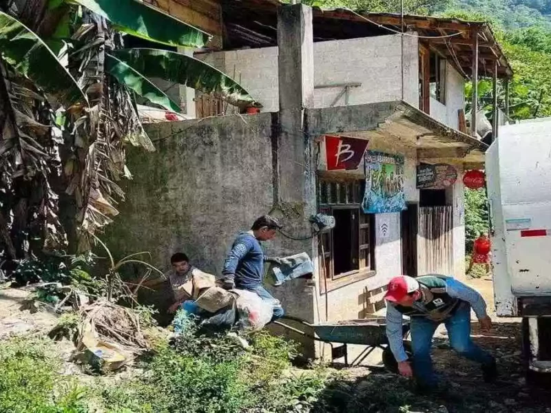 Trabajan en prevención del dengue en Tlatlauquitepec