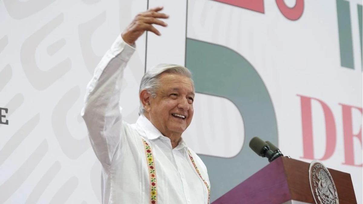 AMLO destaca disminución de la pobreza en Puebla en 5⁰ Informe