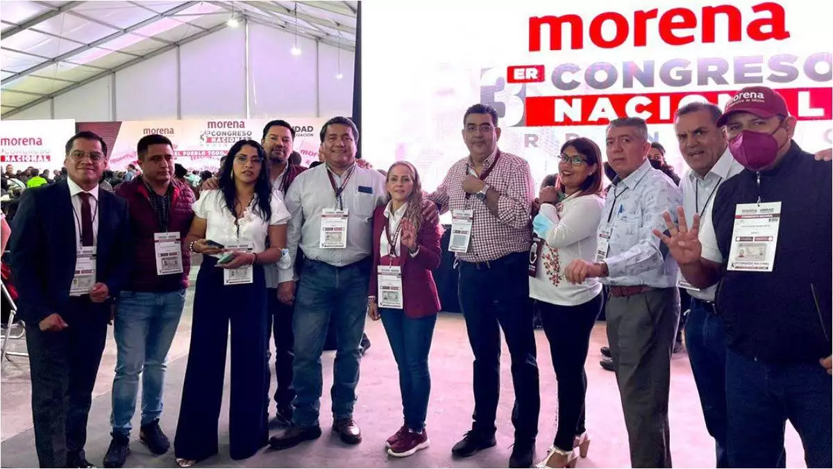 Consejeros palomearán los cuatro encuestados en Morena: ¿qué grupo tiene el control en Puebla?