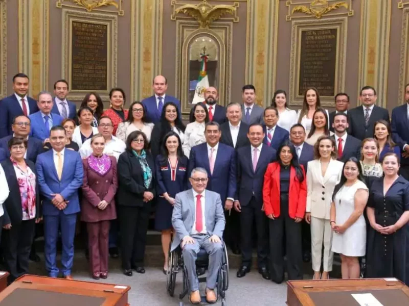 Diálogo y razón distingue al Congreso de Puebla: Sergio Salomón