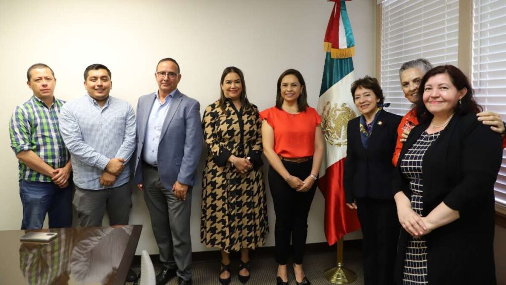 Gaby Bonilla sostuvo una reunión con la titular del Consulado de México en Santa Ana.