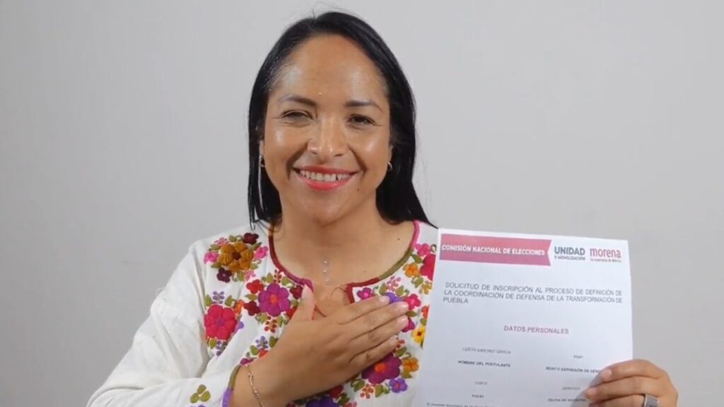 Ellos quieren gobernar Puebla en 2024: Lizeth Sánchez muestra su registro para competir por la candidatura a gubernatura de Puebla en 2024 por Morena.