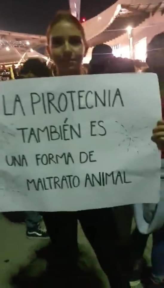 Protesta contra el uso de pirotecnia en Tehuacán, Puebla.