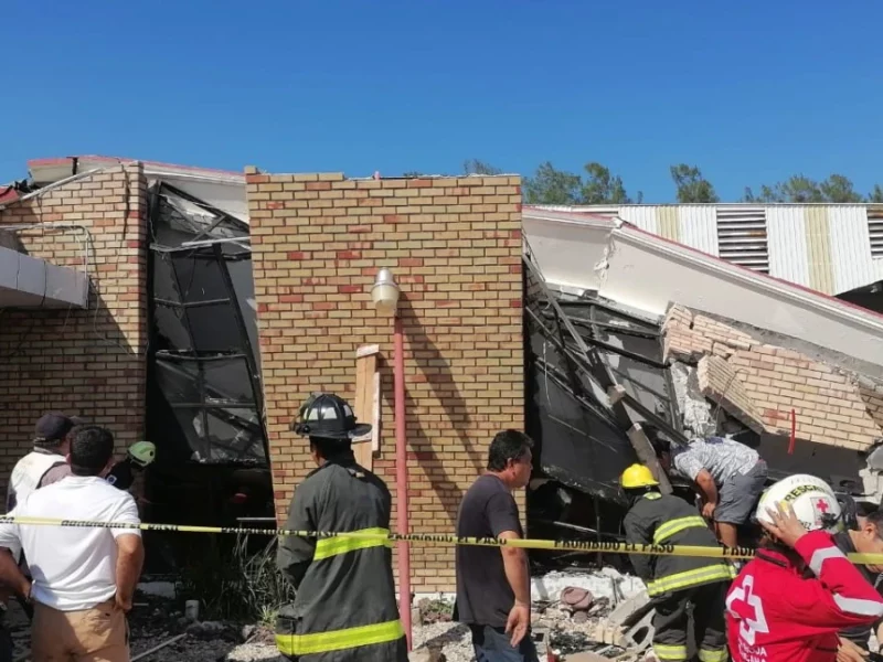 Colapsa techo de iglesia en Tamaulipas