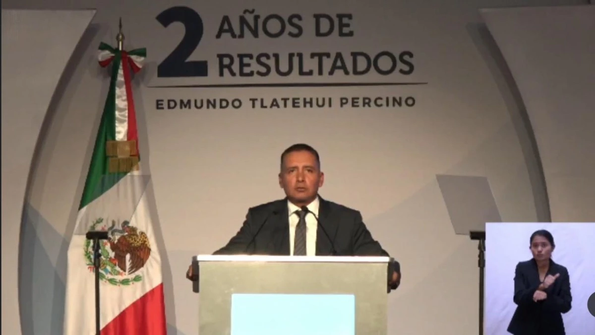 Edmundo Tlatehui en su segundo informe de gobierno en San Andrés Cholula.