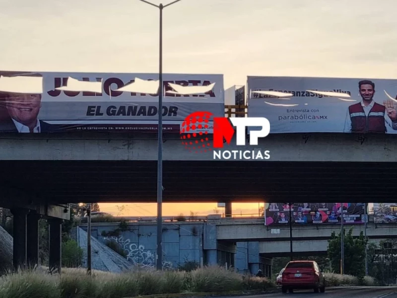 Espectaculares de Julio Huerta y Rodrigo Abdala vandalizadas en Puebla