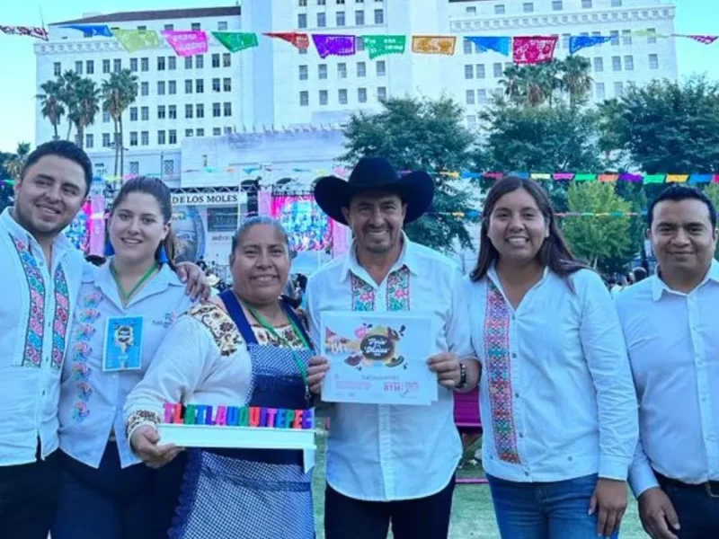 Tlatlauquitepec, invitado especial en Feria de los Moles en Los Ángeles