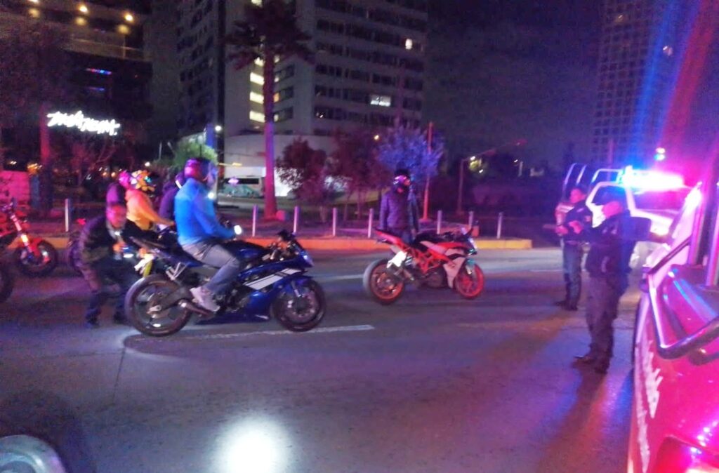 Operativo de motocicleta en la Vía Atlixcáyotl