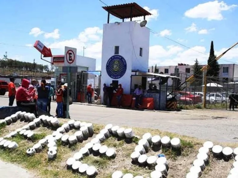 Se escapa reo del penal de San Miguel en Puebla