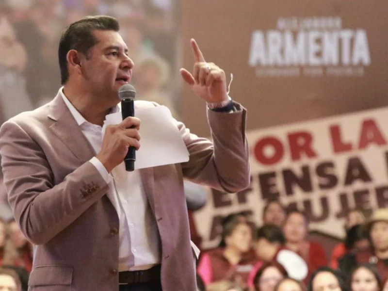 Senador, Alejandro Armenta en foro de mujeres en Puebla