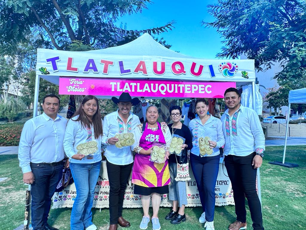 Tlatlauquitepec, invitado especial en Feria de los Moles en Los Ángeles