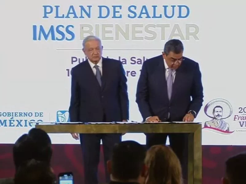 IMSS Bienestar en Puebla: Sergio Salomón firma con AMLO para que inicie en esta fecha