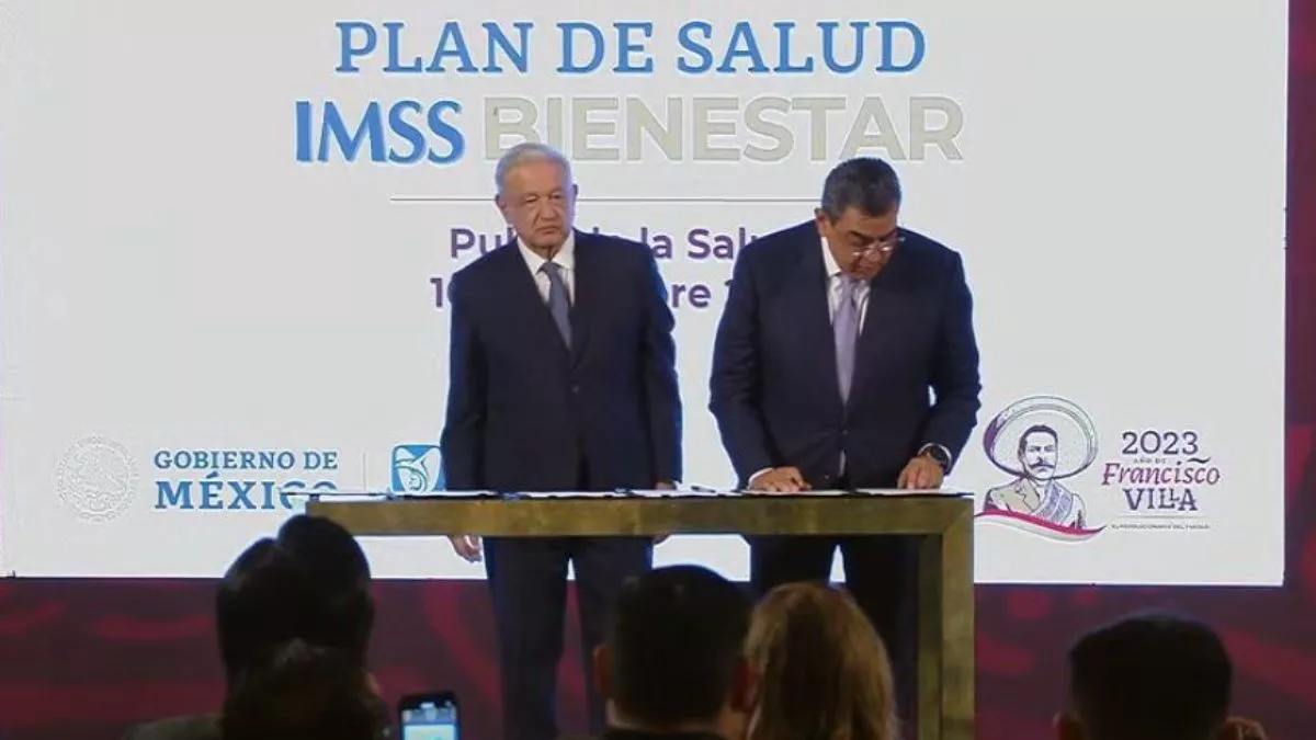 IMSS Bienestar en Puebla: Sergio Salomón firma con AMLO para que inicie en esta fecha
