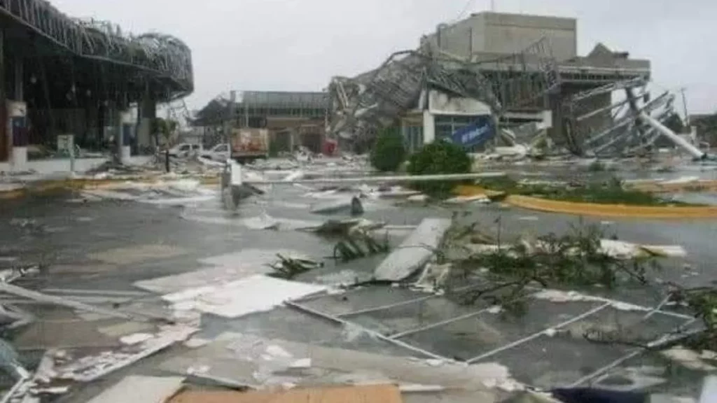 Huracán Otis en Acapulco, Guerrero: inundaciones y varios daños deja a su paso