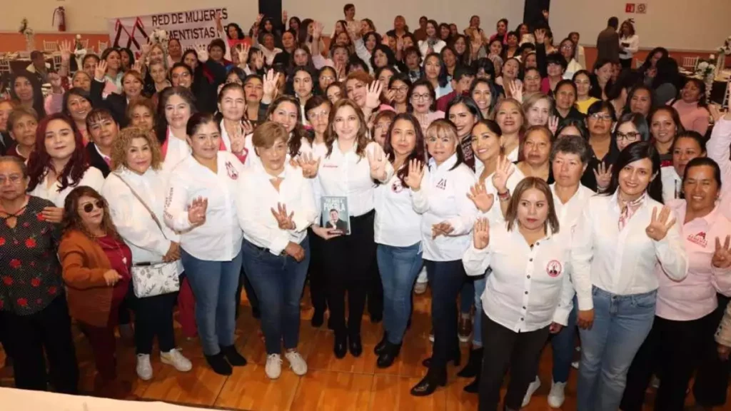 Mujeres líderes de Puebla refrendan su apoyo a Alejandro Armenta