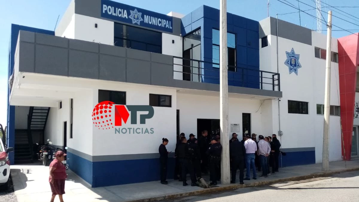 Paro laboral de policías de Ajalpan, Puebla: esto exigen