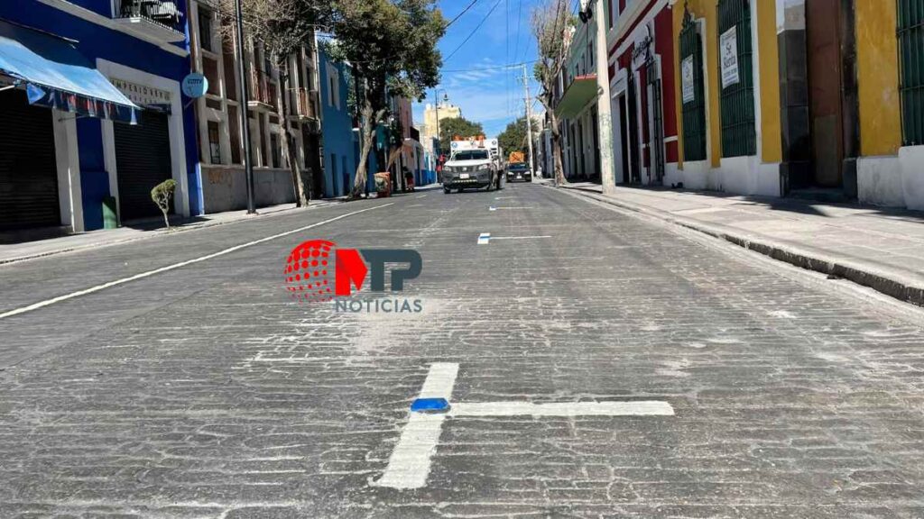 Cajón marcado en zona de parquímetros del centro en Puebla