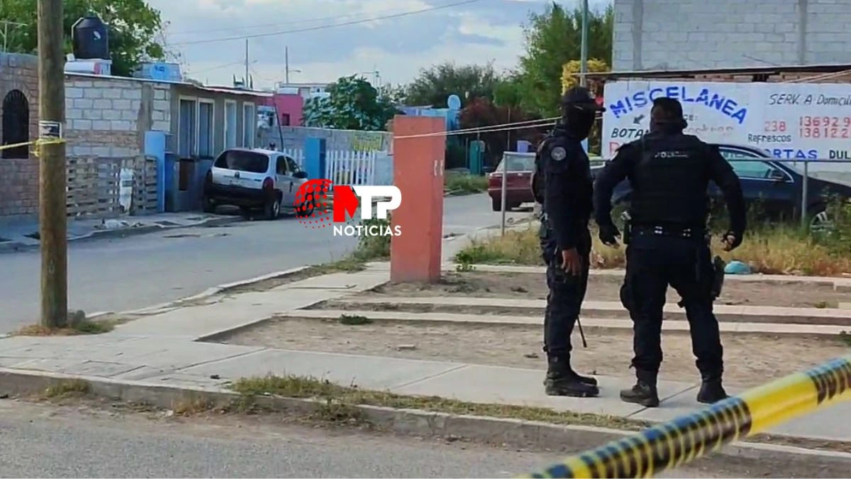Un hombre de origen colombiano fue asesinado y su cuerpo arrojado desde un vehículo en Tehuacán