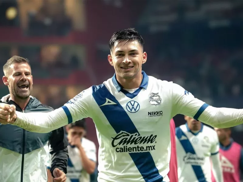 Club Puebla se juega su pase a repechaje vs León de Larcamón
