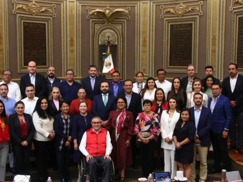 Estos diputados van por reelección o presidencias en 2024 en Puebla