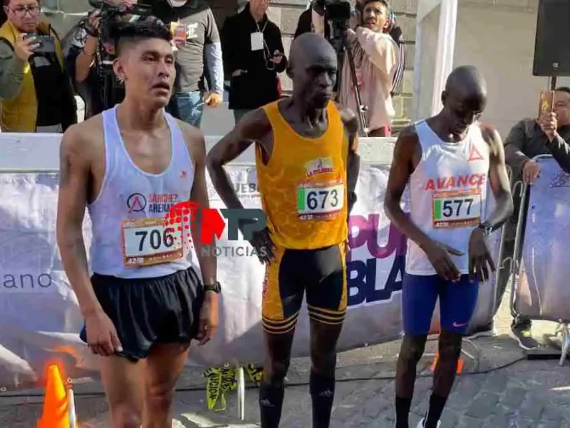 Gana el keniano Julius Kibet Maratón Puebla 2023 por tercer año consecutivo