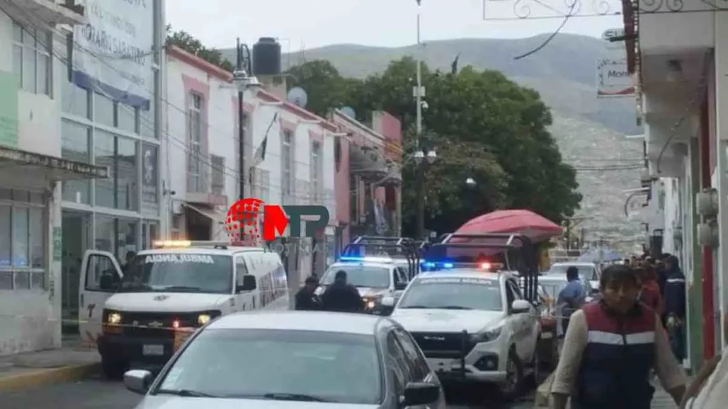 Terror en BBVA de Tecamachalco: asaltan a todos y matan a uno que se resistió