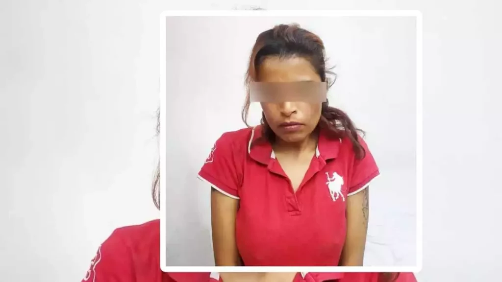 Detienen a mujer con droga en penal de Cholula