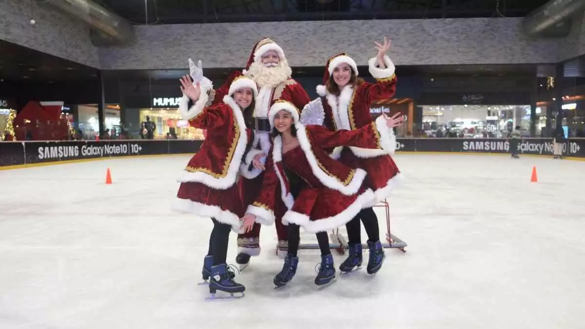 Navidad sobre hielo en Puebla: aquí puedes patinar a estos costos