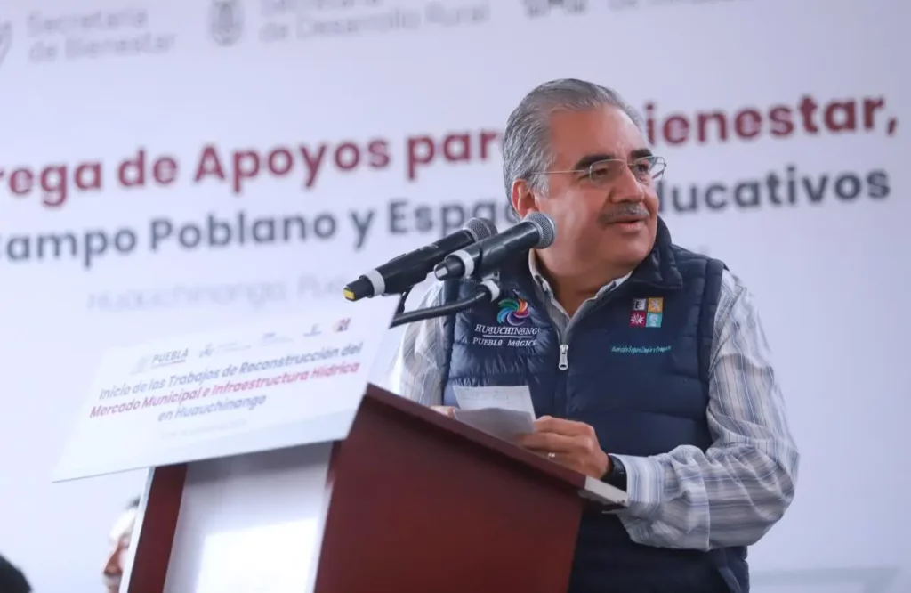 Rogelio López Ángulo, edil de Huauchinango, agradece al mandatario Sergio Salomón por los apoyos de la construcción del mercado municipal