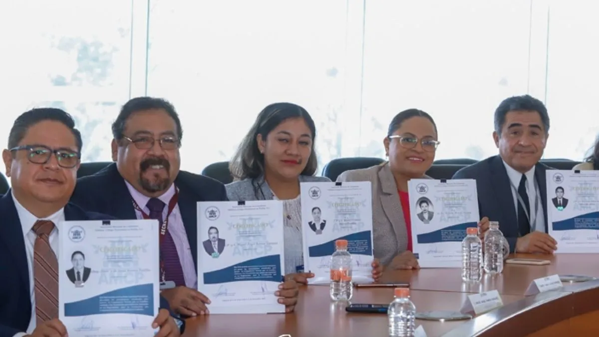 Se certifican 35 funcionarios de Gobierno Puebla para auditar mejor