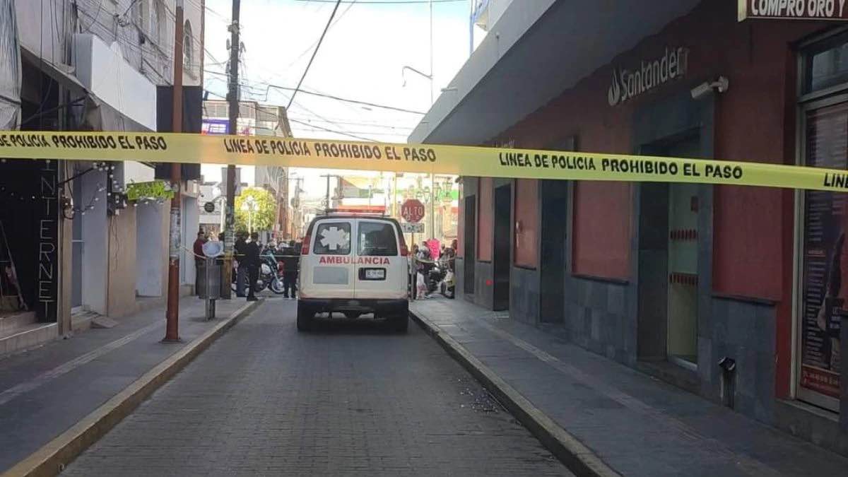 Asalto a banco Santander en Texmelucan