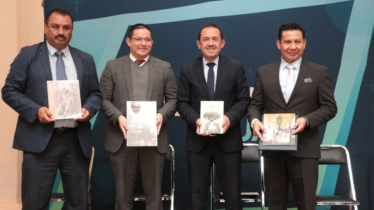 BUAP dona libros para Ceresos en Puebla