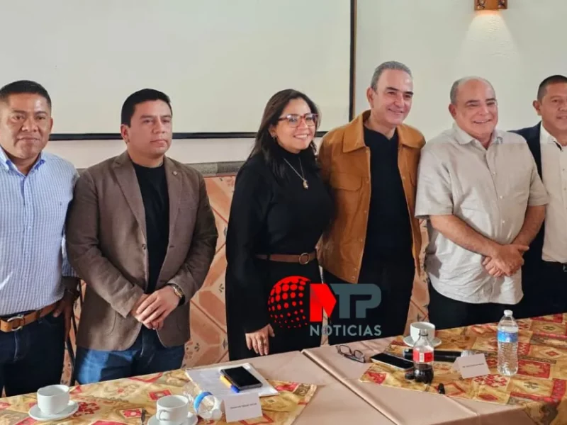 Cinco alcaldes siguen a Chidiac y renuncian al PRI