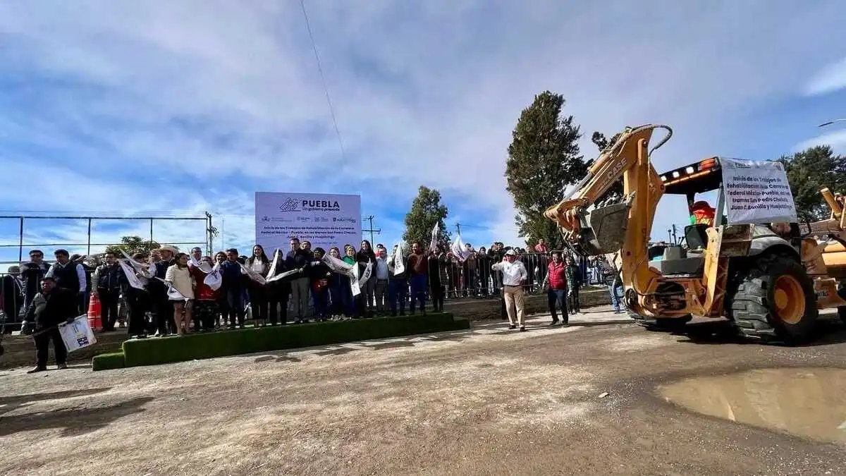 Banderazo de inicio de la rehabilitación de la carretera federal México-Puebla.