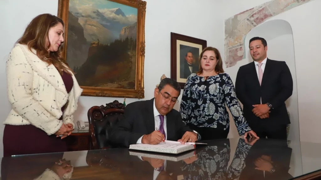 Nueva reforma a la Ley del Notariado, sin criminalizar, anuncia Sergio Salomón
