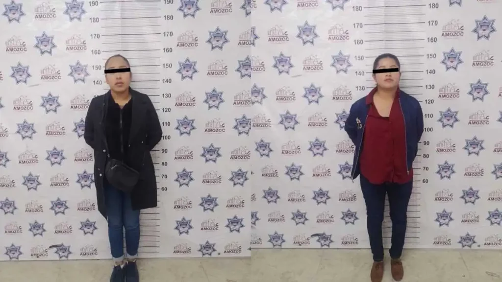 Mujeres detenidas por elementos de la policía de Amozoc