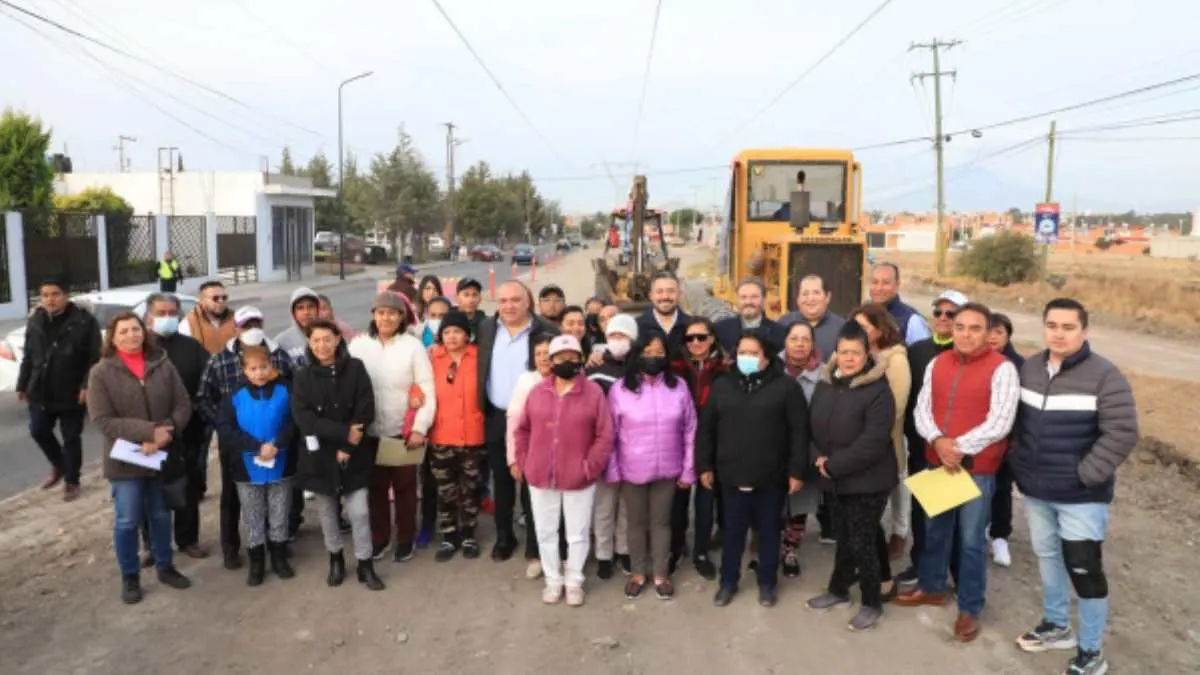 Ayuntamiento de Puebla supervisa obras en avenida 117 Oriente, con inversión es de 12.7 MDP