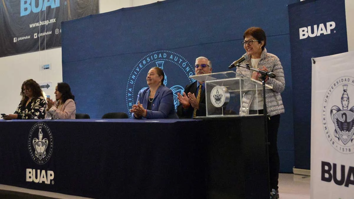 Lilia Cedillo destaca logros en la Facultad de Cultura Física de la BUAP