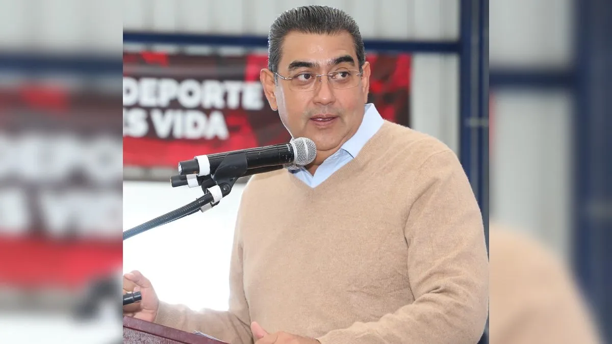 Encuesta definirá candidato en Puebla capital: Sergio Salomón tras reunión con Monreal
